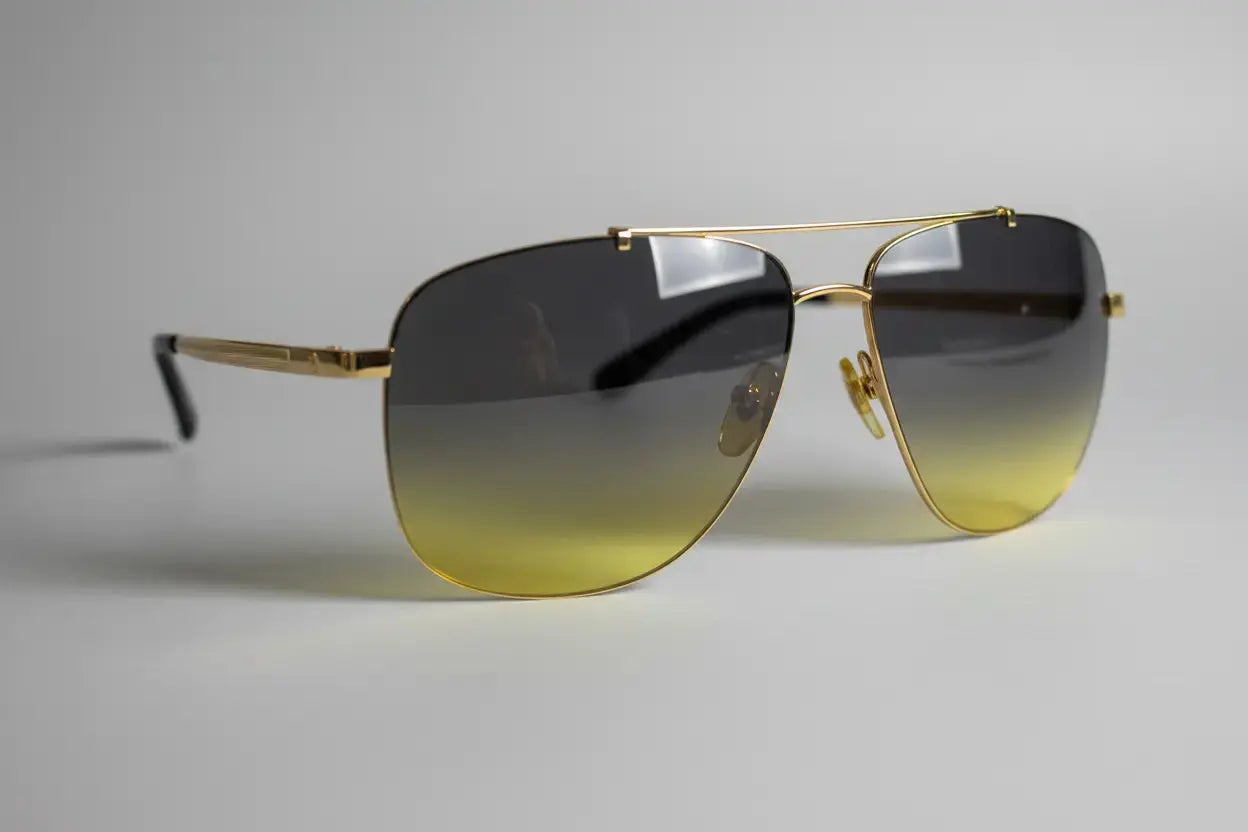 Prada Aviator Sunglasses – Gold Frame & Dark Gradient Lenses Prada
